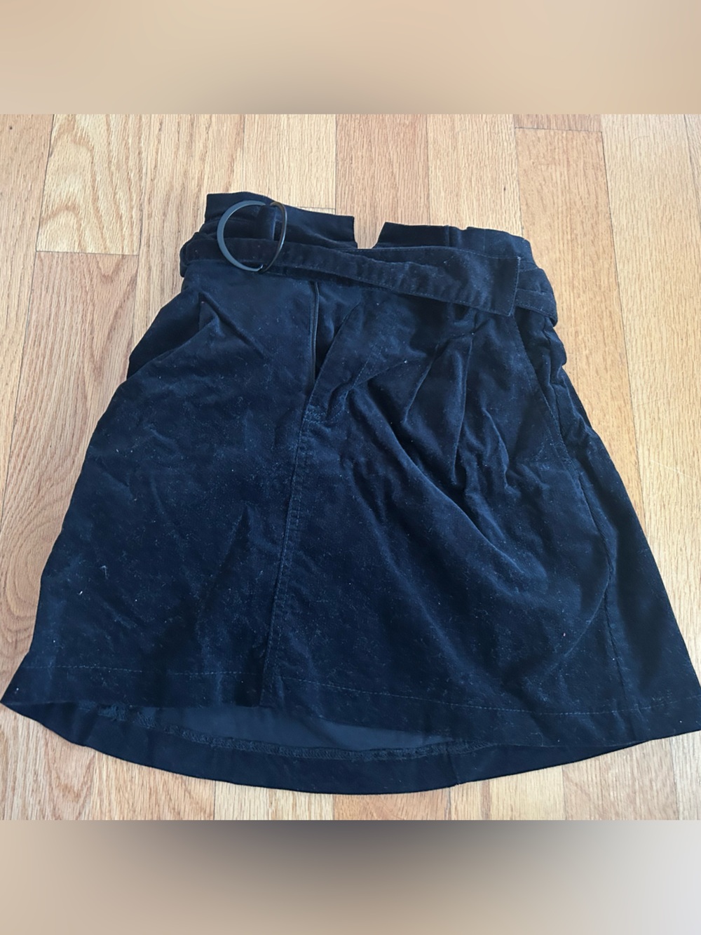 Forever 21 Black Velvet Paper Bag Mini Skirt with Belt